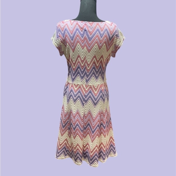 2 FOR 1 DRESSES SIZE 6 SEE DESCRIPTION - Picture 2 of 6